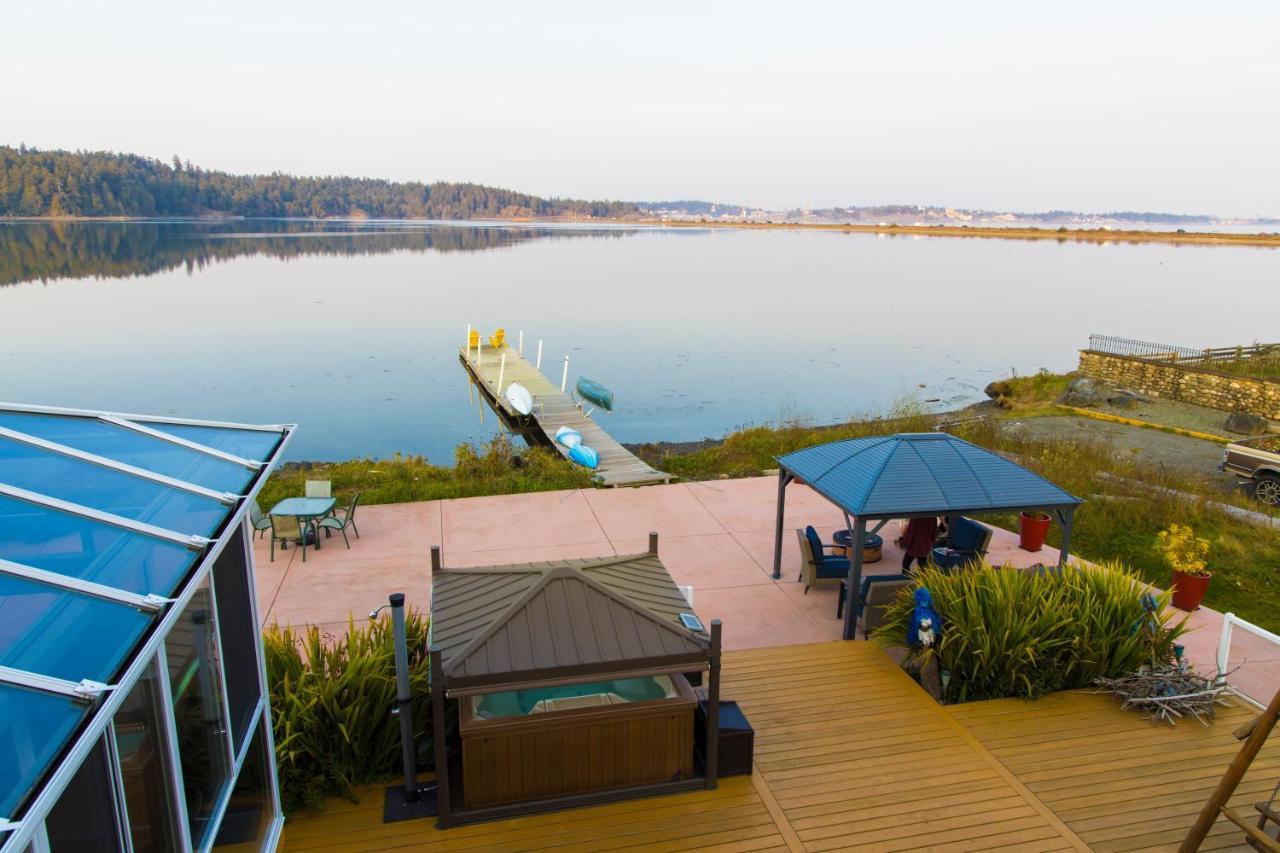 Birds Of A Feather Victoria Oceanfront Studio Suites Colwood Экстерьер фото